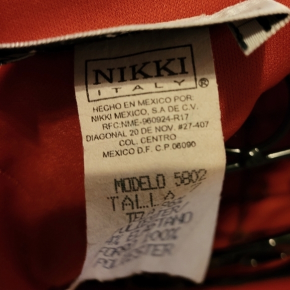 Nikki Italy Backless Formal Dress - Picture 8 of 8